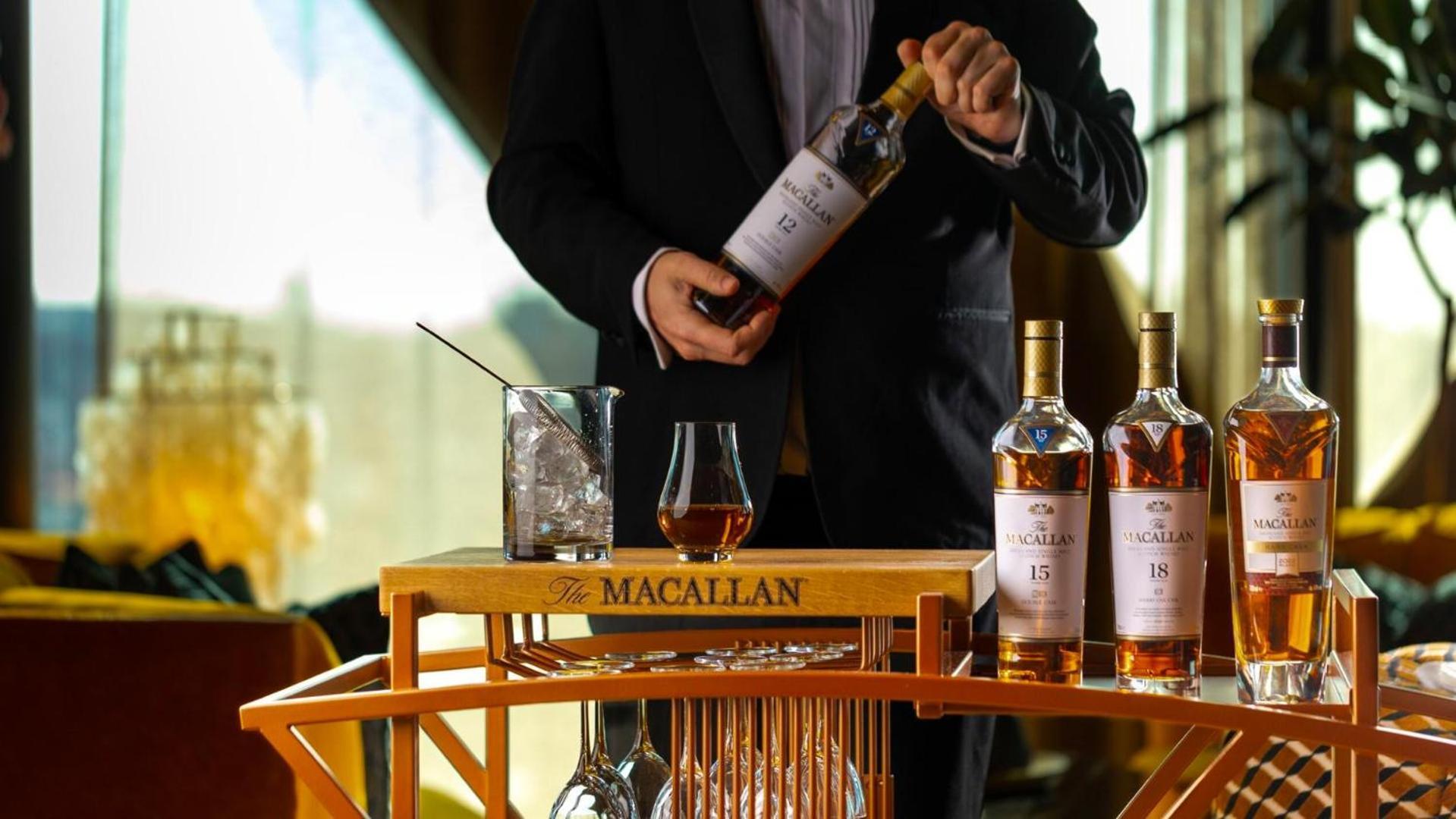 Jacyz Hotel Gothenburg Ngoại thất bức ảnh Macallan tasting trolley